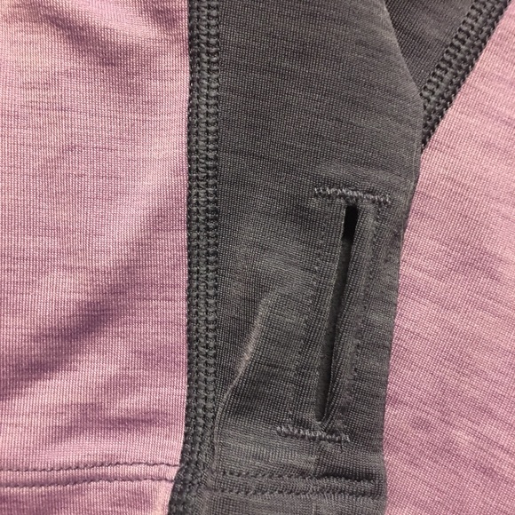 Women’s Under Armor Half Zip Shirt - Picture 4 of 10